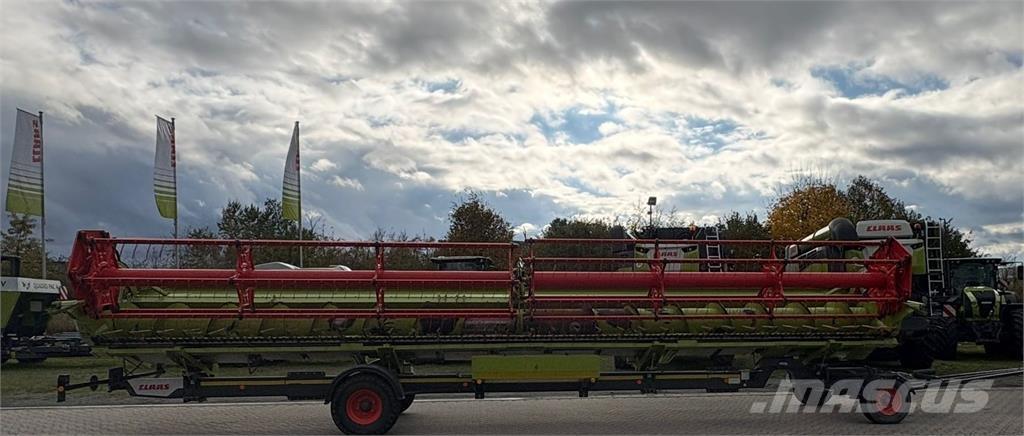 CLAAS V1080 Harvester heads