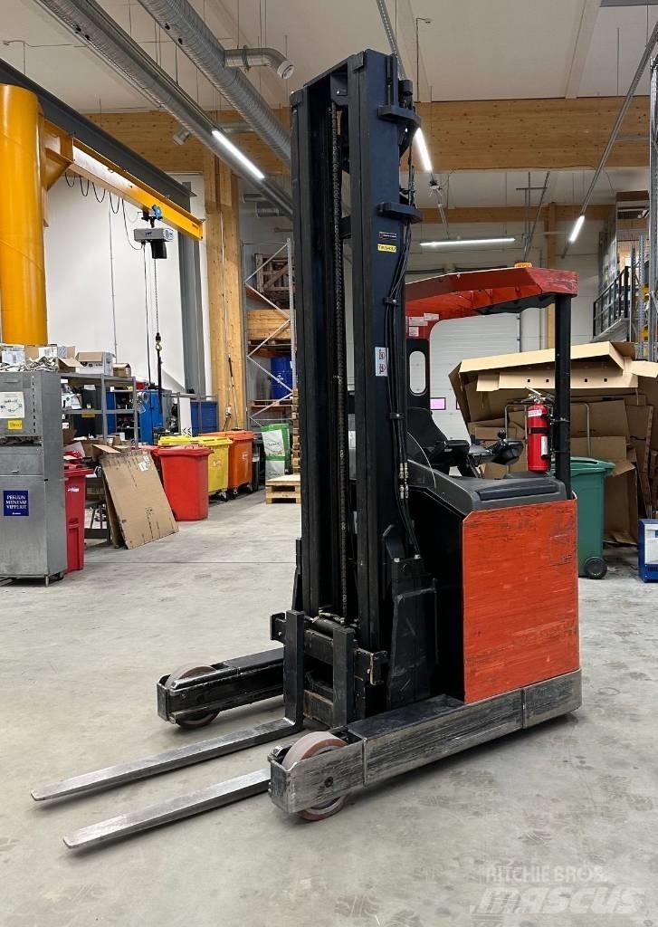 BT RR B 2 Reach truck