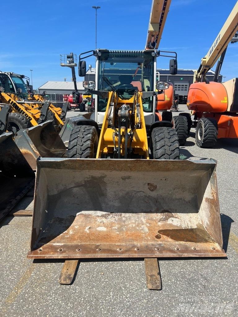 Liebherr L 506 Wheel loaders