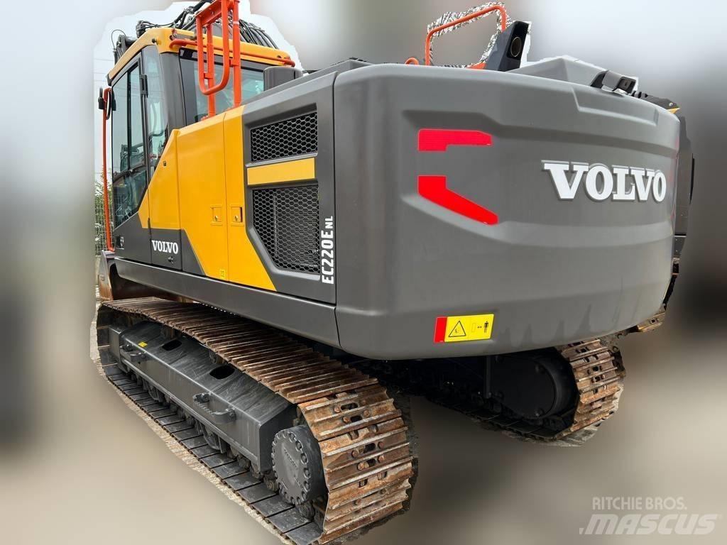 Volvo EC 220 E Crawler excavators
