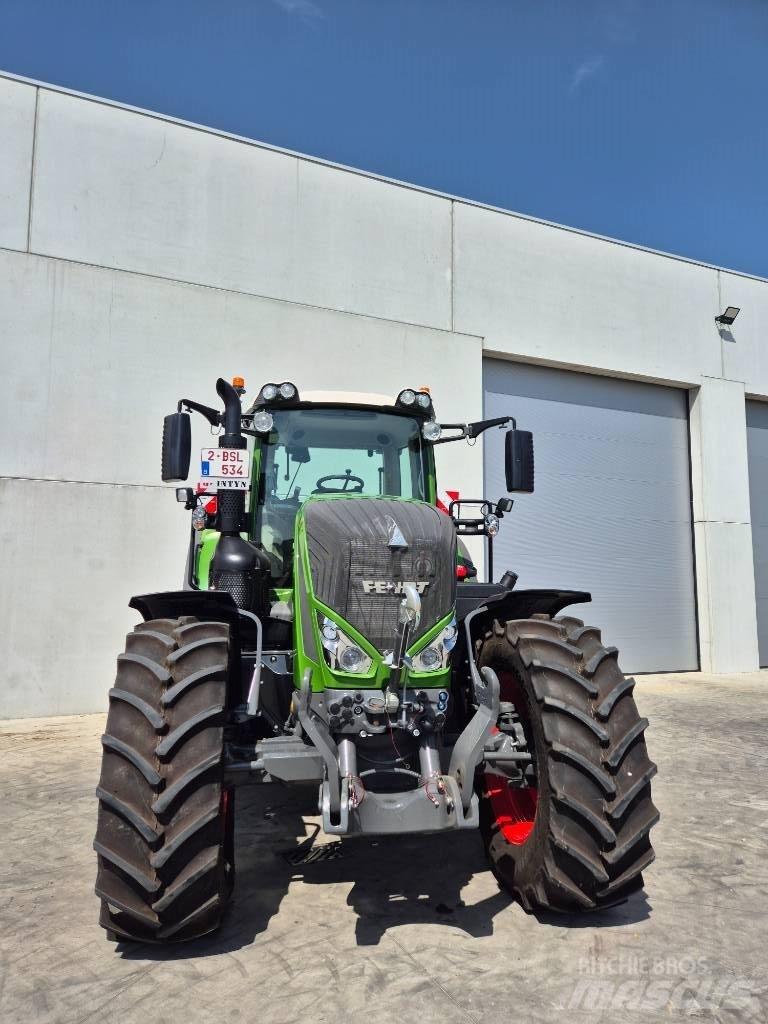 Fendt 822 S4 Tractors