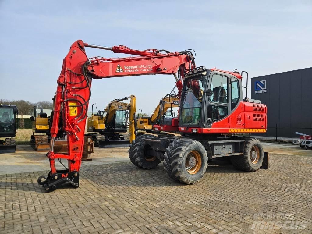 Doosan DX 140 W-3 Wheeled excavators