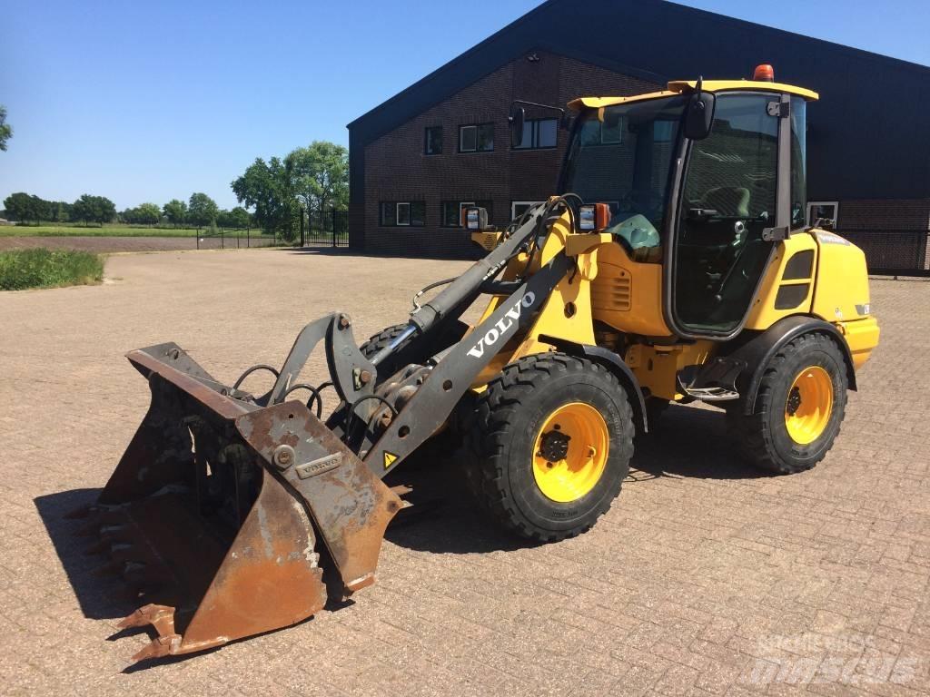 Volvo L 25 F Wheel loaders