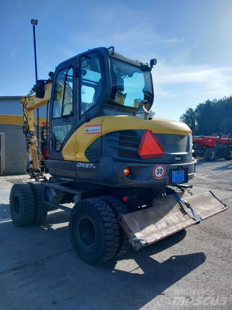 Doosan DX 57 W-5 Wheeled excavators
