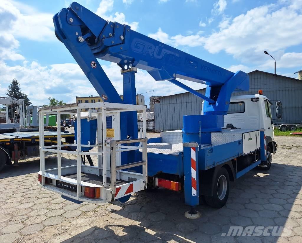 Bison TKA 30 KS Truck mounted platforms