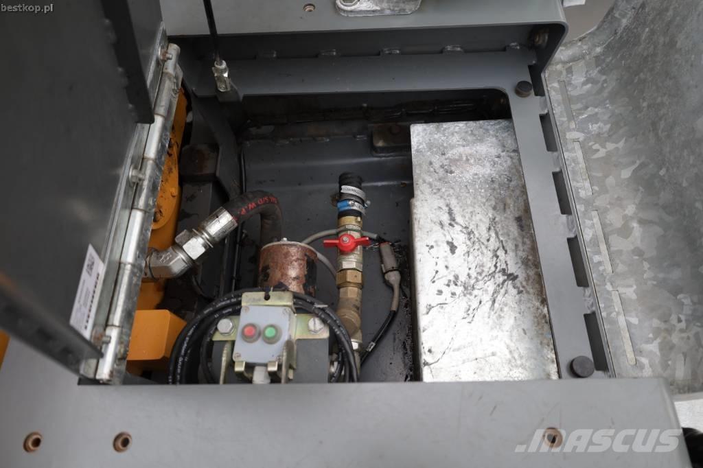 Liebherr A 916 Wheeled excavators