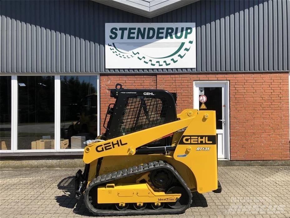 Gehl RT135 Skid steer loaders