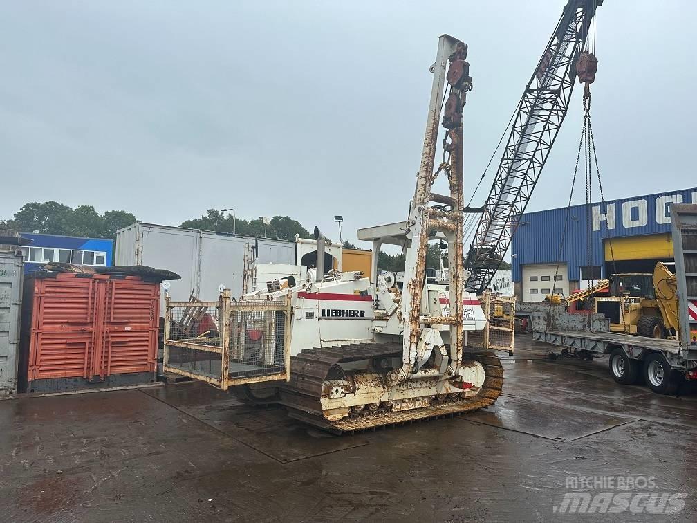 Liebherr RL 22 B Pipelayer dozers