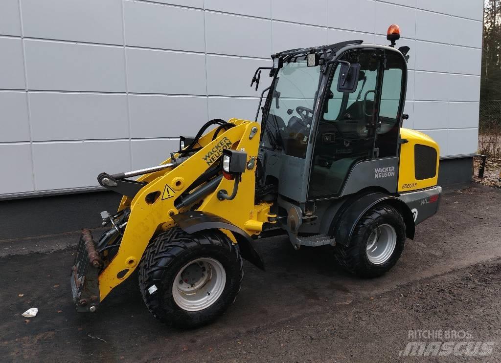 Wacker Neuson WL 32 Wheel loaders