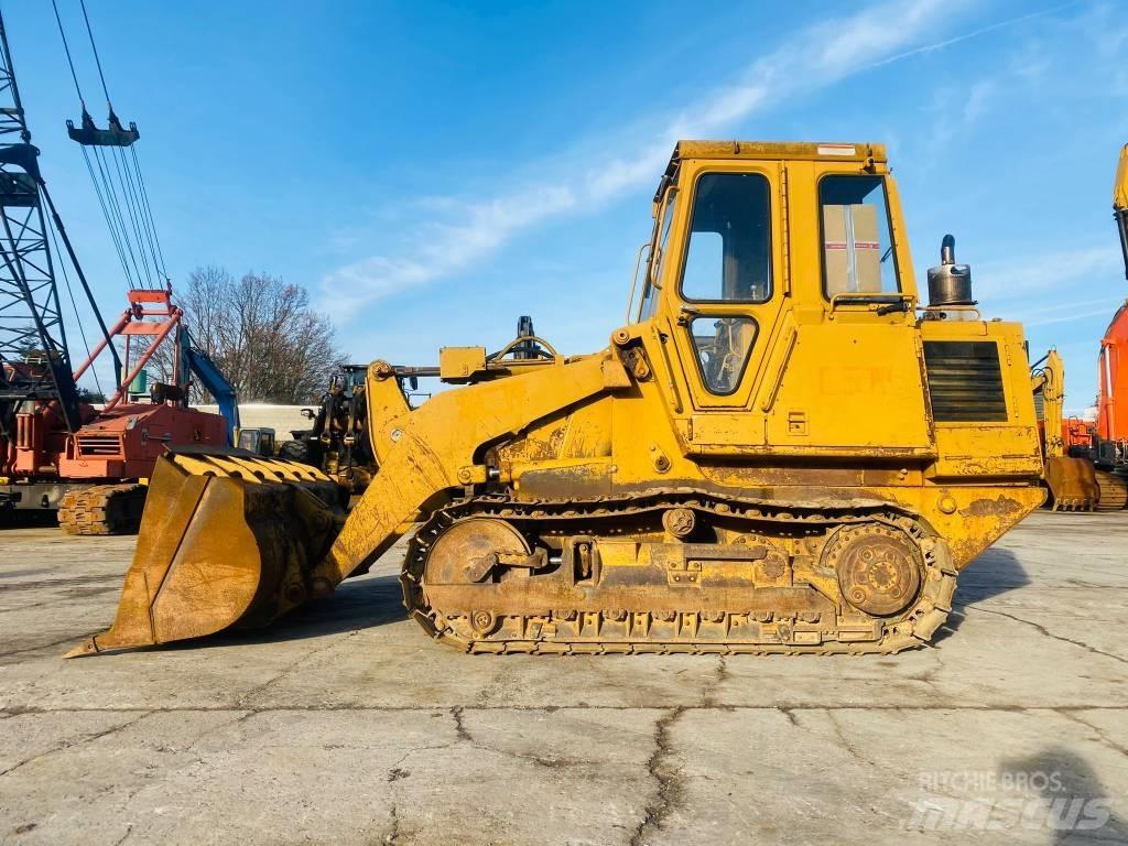 CAT 943 LGP Crawler loaders