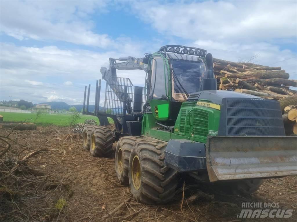 John Deere 1110 G Forwarders