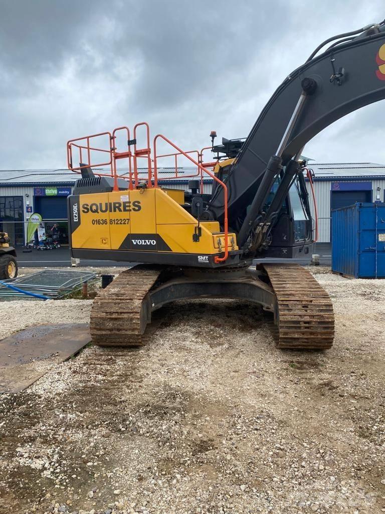 Volvo EC250 E L Crawler excavators