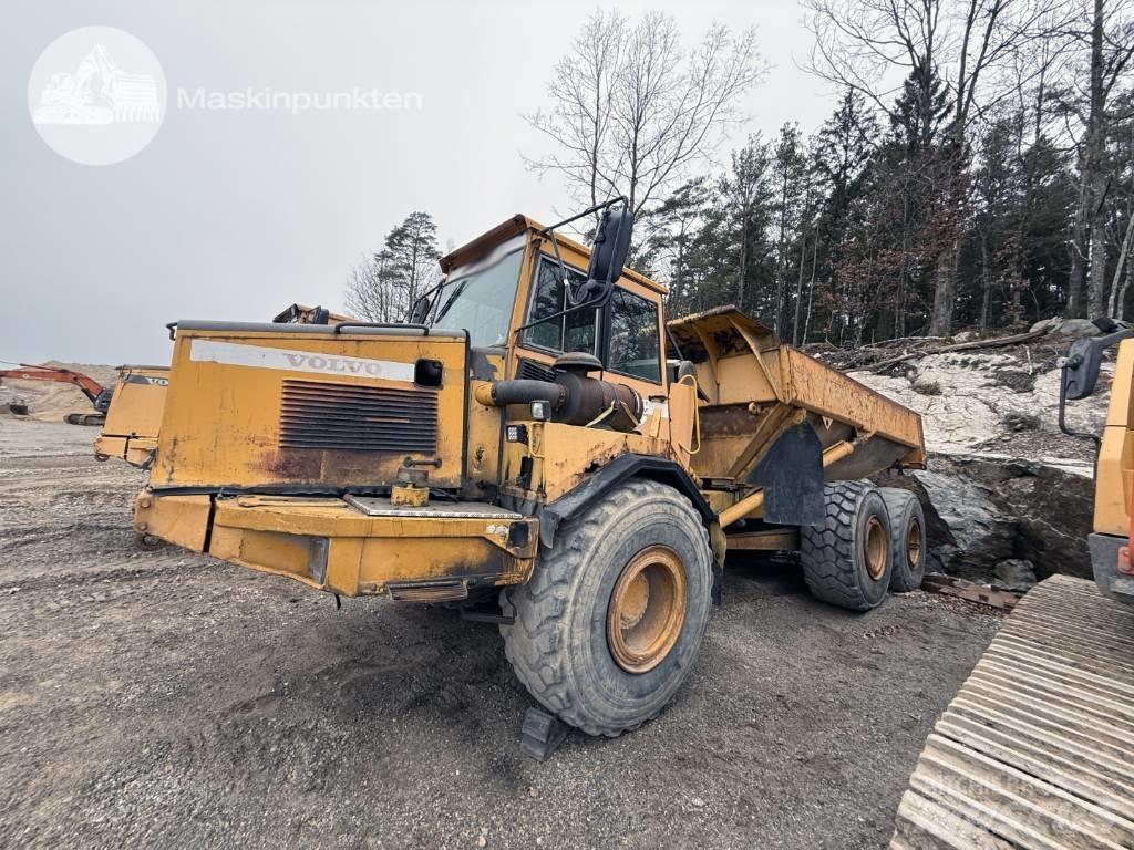 Volvo A 25 C Articulated Haulers