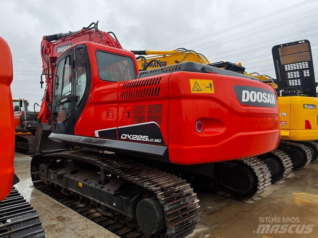 Doosan DX 225 LC-9 Crawler excavators