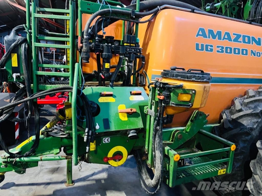 Amazone UG 3000 Nova Trailed sprayers