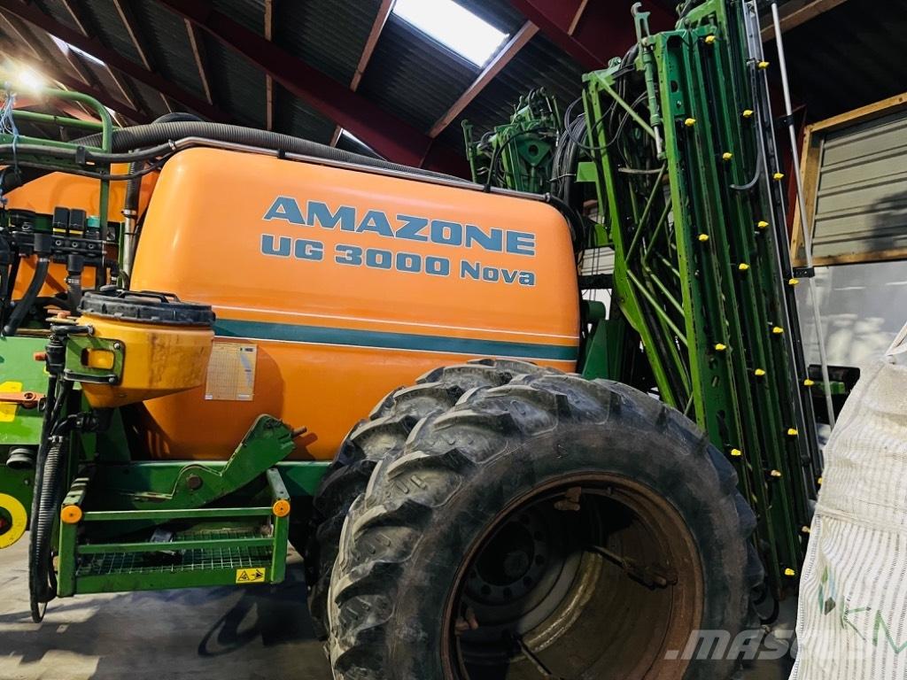 Amazone UG 3000 Nova Trailed sprayers