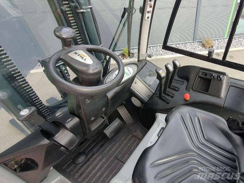 Still RX 60-30 Electric forklift trucks