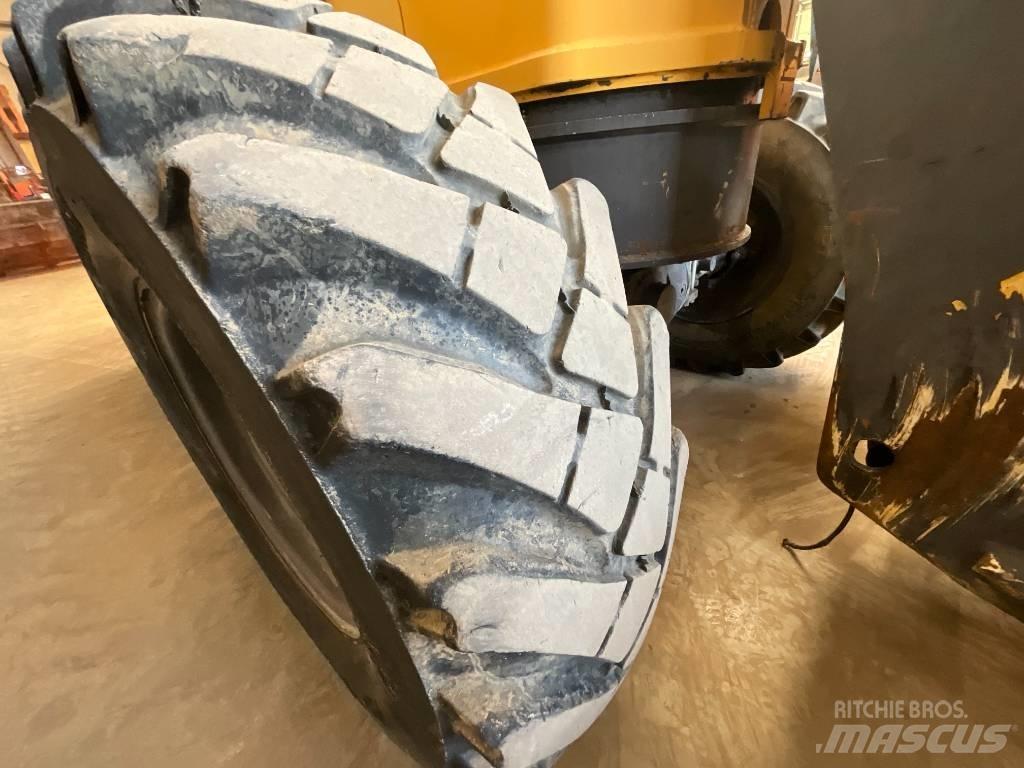 Mecalac AS 700 Wheel loaders