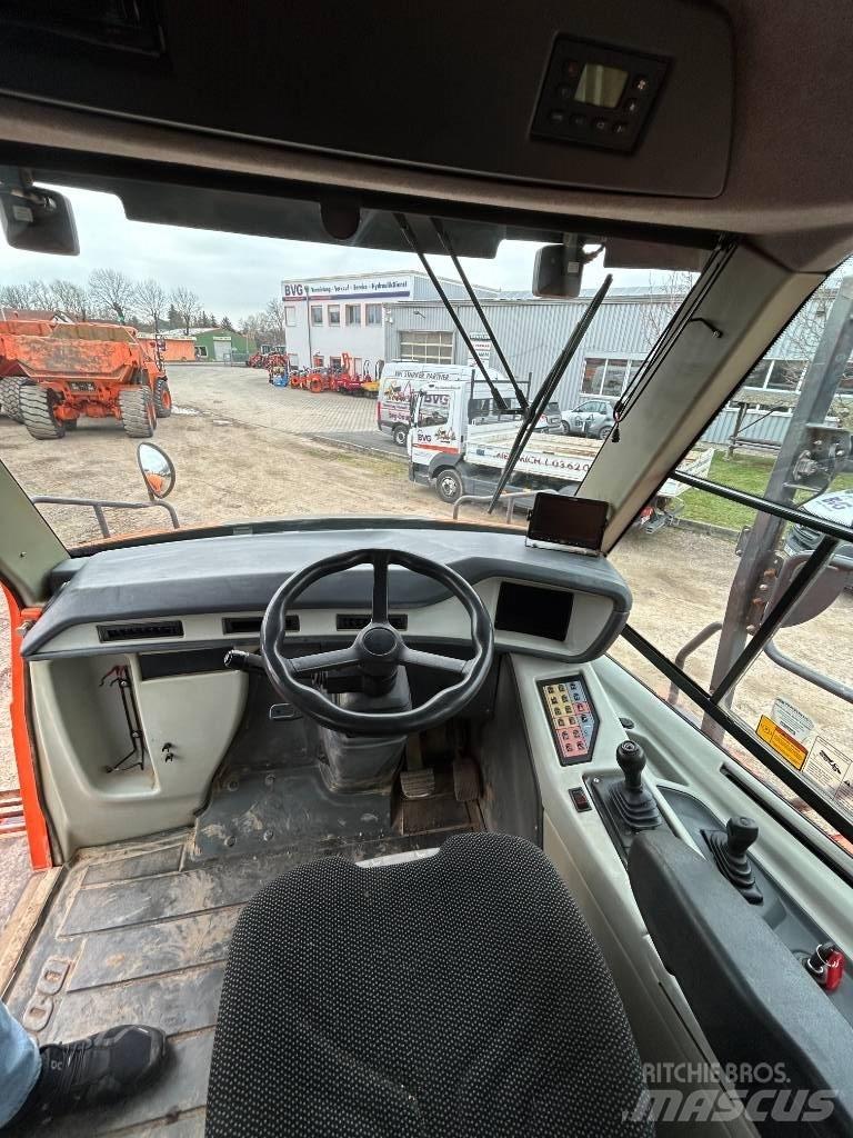 Doosan DA 30 Articulated Haulers