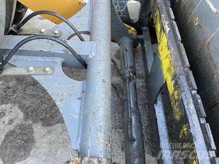 Liebherr L506C Wheel loaders