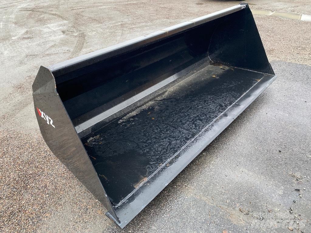 XYZ Snöskopa 260 cm Front loader accessories
