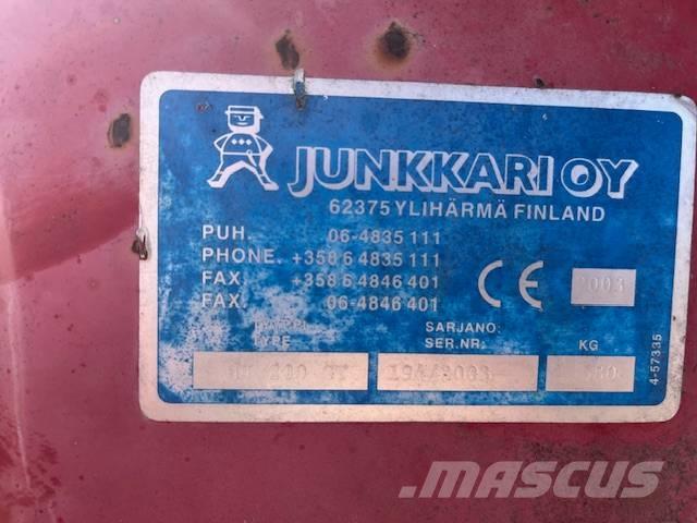 Junkkari HJ 200 Wood chippers