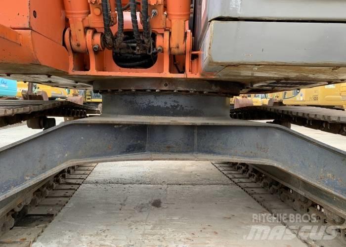 Hitachi ZX 125 Crawler excavators