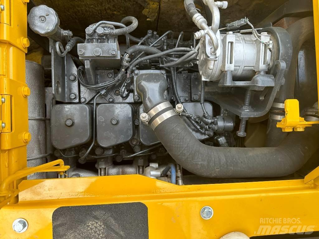 Komatsu PC 128 Crawler excavators