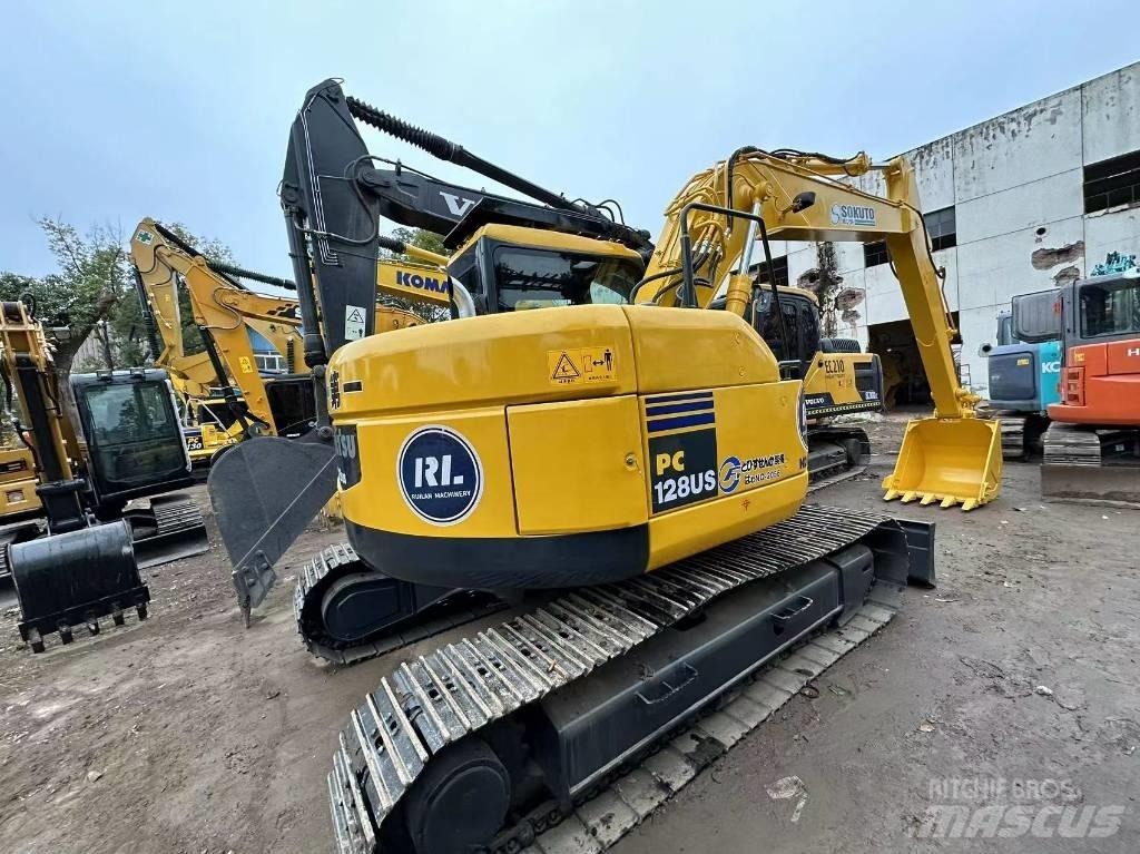 Komatsu PC 128 Crawler excavators