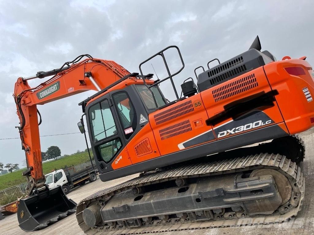Doosan Dx300 Crawler excavators