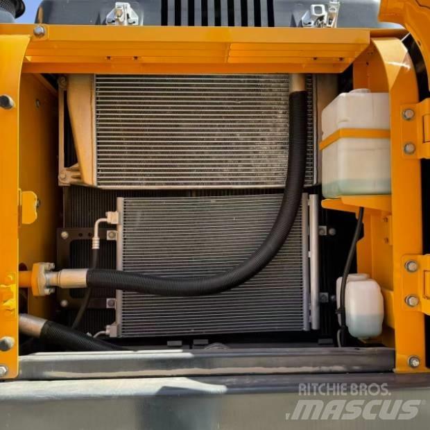 Hyundai R220-9S Crawler excavators