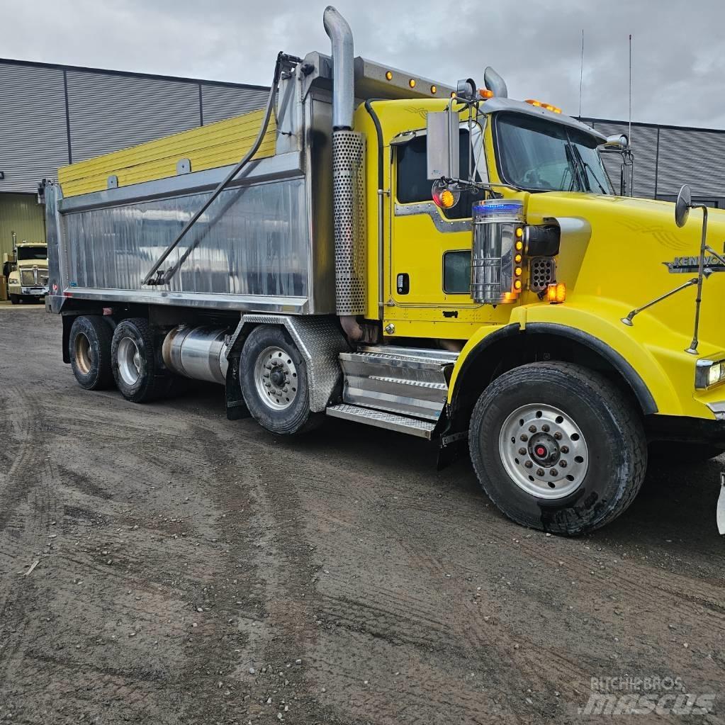Kenworth T 800 Tipper trucks