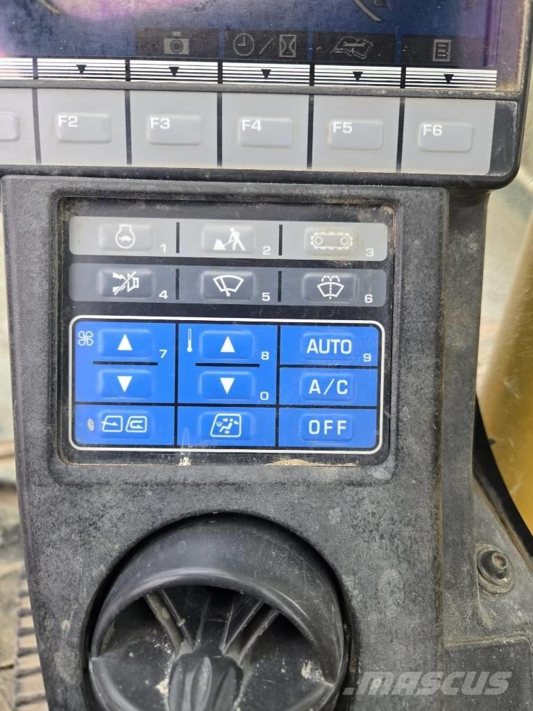 Komatsu PC 160 LC-8 Crawler excavators