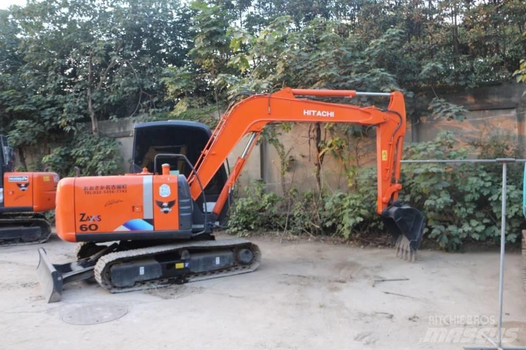 Hitachi 60 Crawler excavators