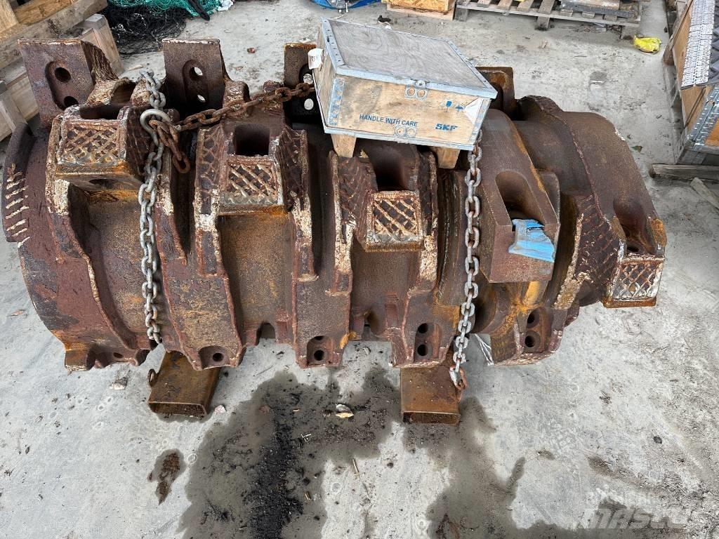 CBI 6400 Wood chippers