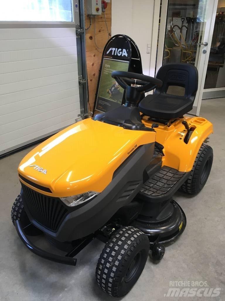 Stiga Tornado 398 ST Riding mowers