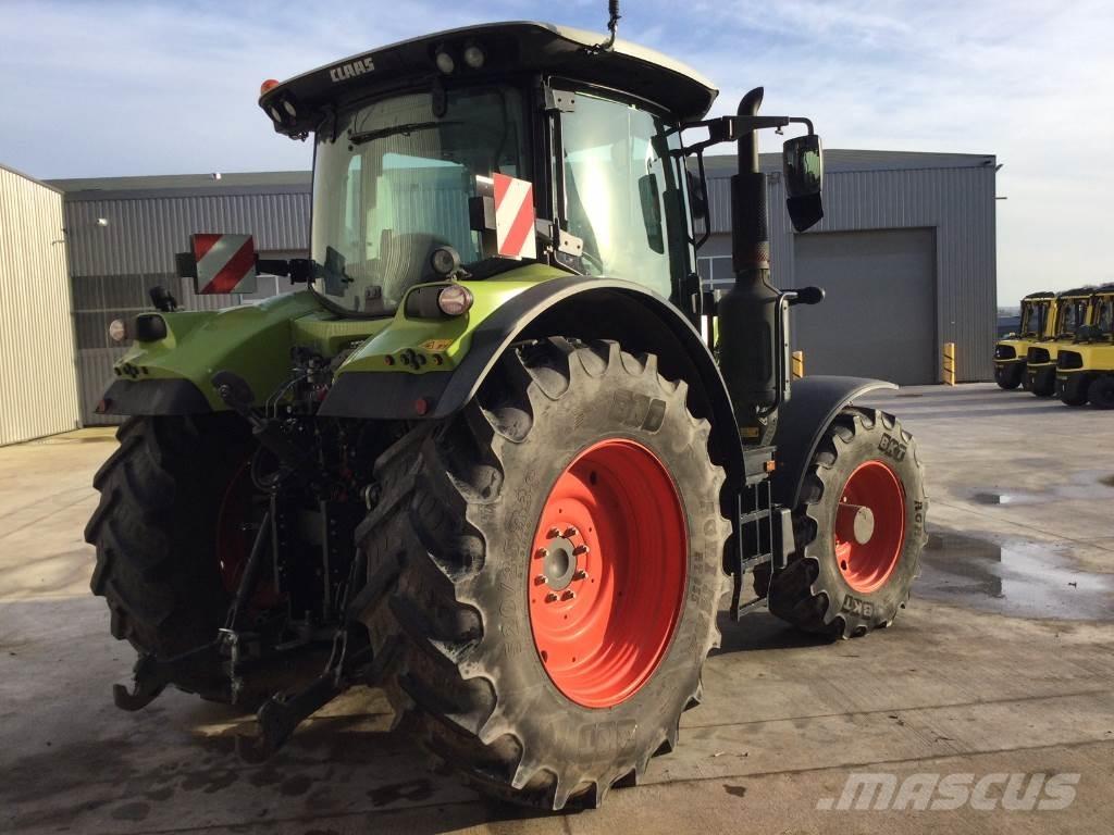CLAAS ARION 550 Tractors