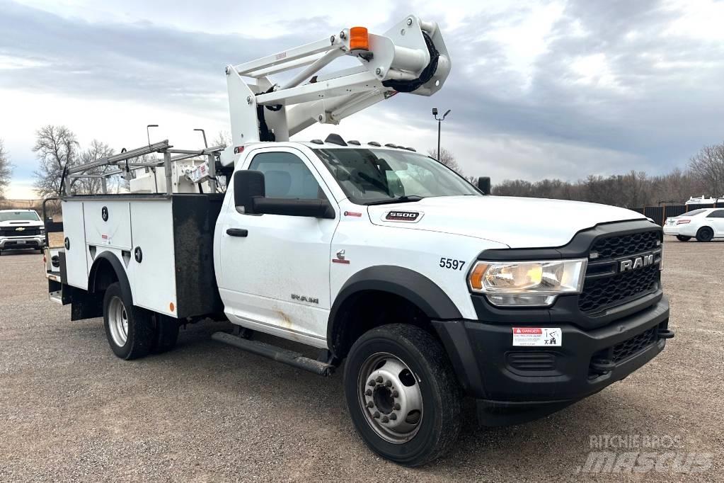 RAM 5500 TRADESMAN Truck mounted platforms