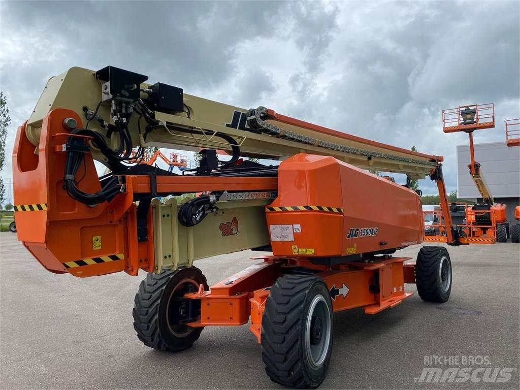 JLG 1500AJP Articulated boom lifts