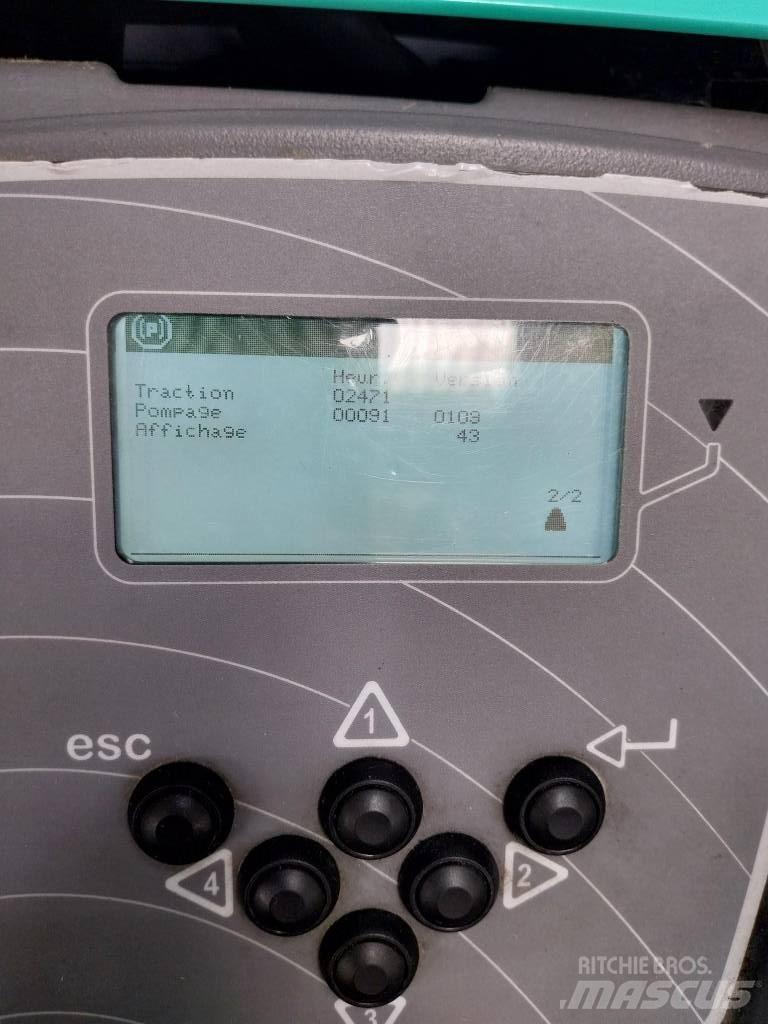 Mitsubishi SBV 16 N Self propelled stackers