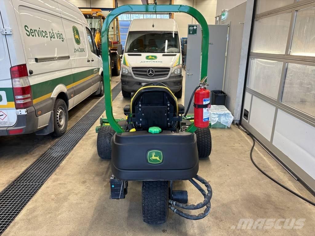John Deere 2653 B Fairway mowers