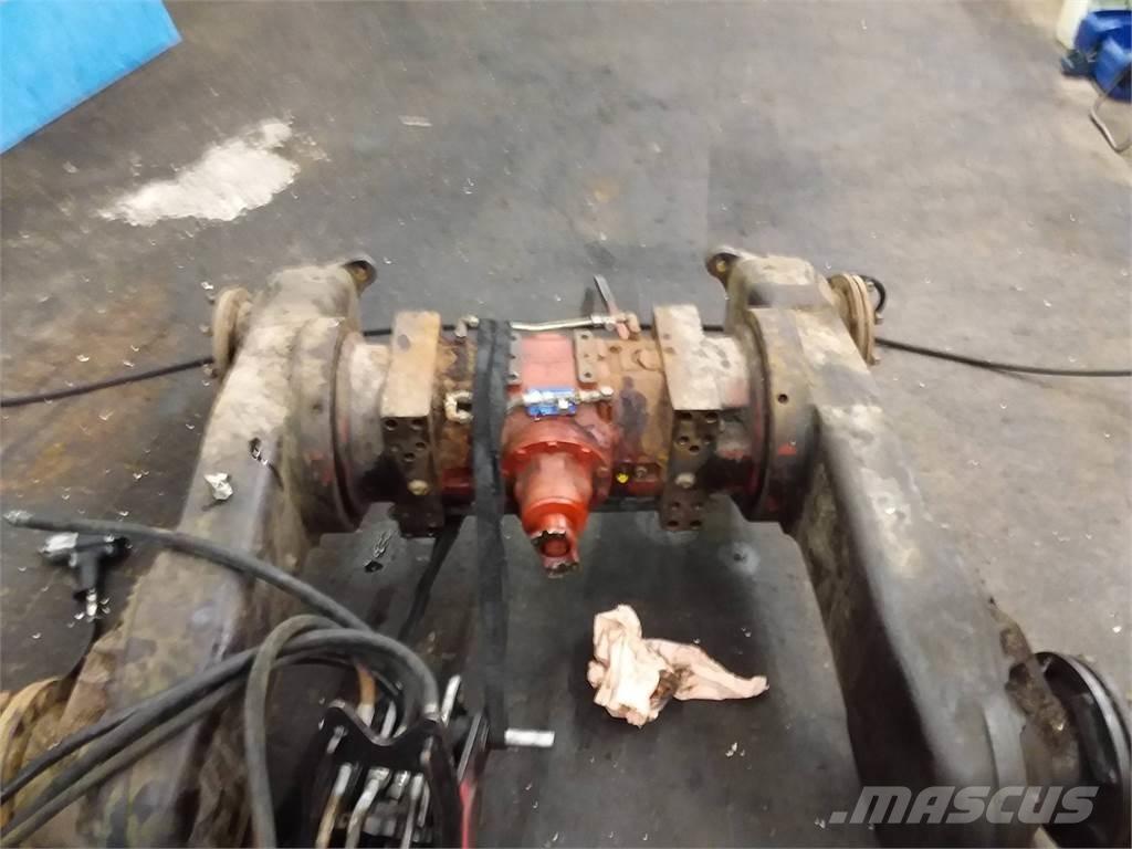 Valmet 820 Transmission