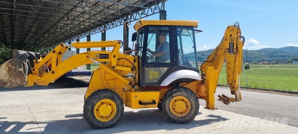 JCB 2cx Backhoe