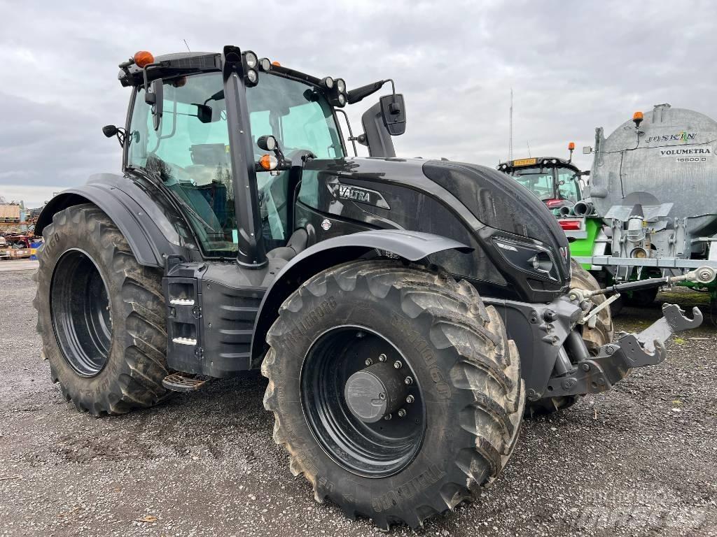 Valtra T 254 V Tractors