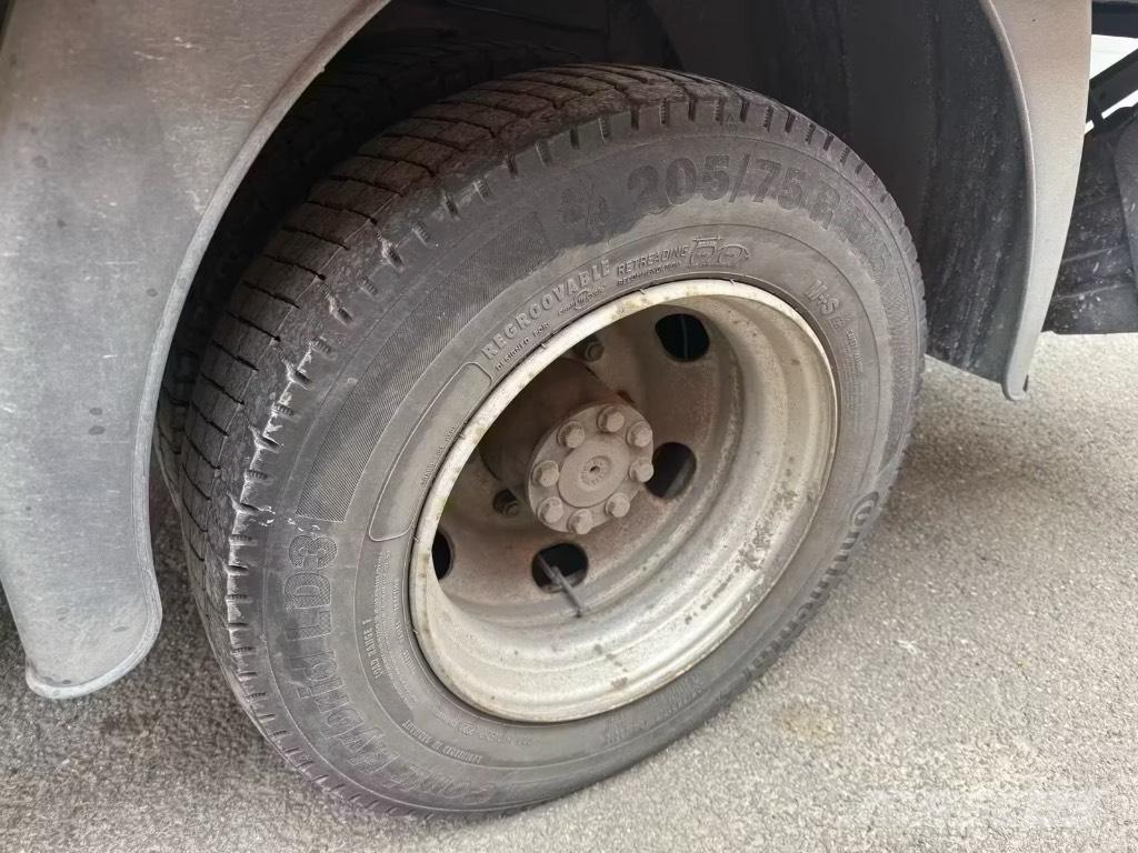 Mercedes-Benz 816 Box trucks