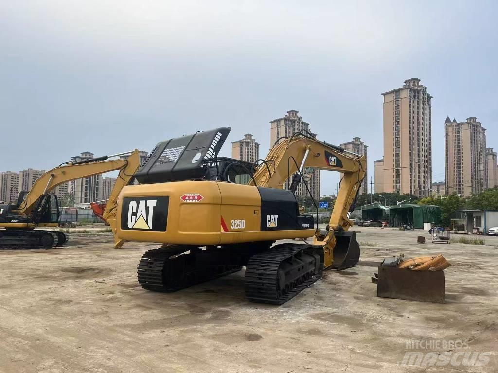 CAT 325D Crawler excavators