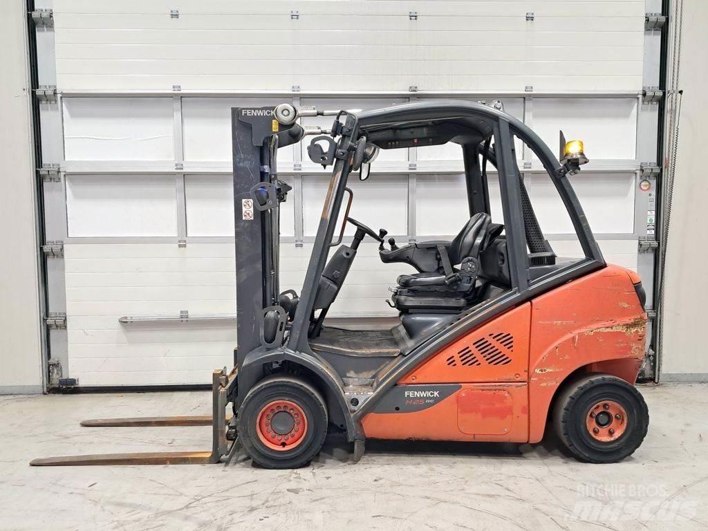 Linde H25D-02 Diesel trucks