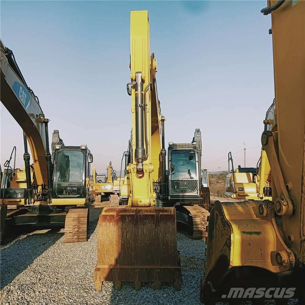 Kobelco SK200-8 Crawler excavators