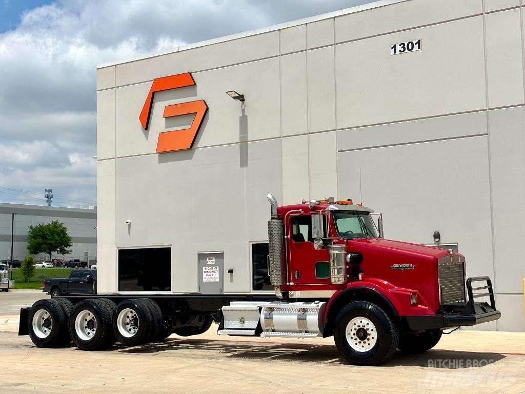 Kenworth T 800 Prime Movers