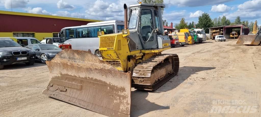 Komatsu D 41 E-6 Crawler dozers